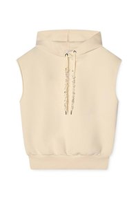 Sudadera sin mangas color crema con un bolsillo frontal, cordón ajustable con cuentas decorativas y un dobladillo redondeado. Textura de tela suave.
