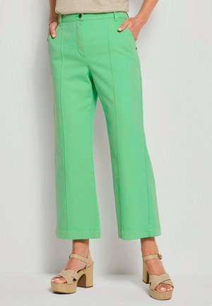 MIT STRECKENDER BIESE - Wide Leg - green