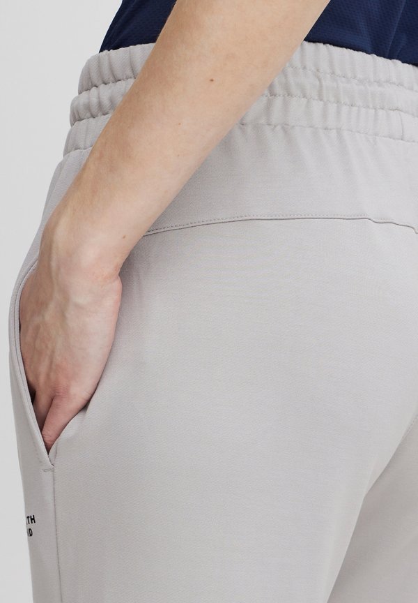 NBBRAIDA - Tracksuit bottoms - drizzle2