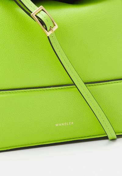 Wandler PENELOPE BAG - Kézitáska - apple green crust