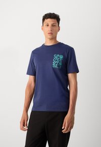 Scotch & Soda REGULAR FIT LEFT CHEST LOGO - Potiskana majica - peacoat