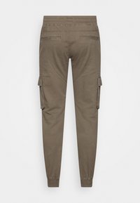 Olijf groene cargobroek van katoenmix, met een elastische tailleband, zijcargopockets en taps toelopende benen voor een gestroomlijnde pasvorm.