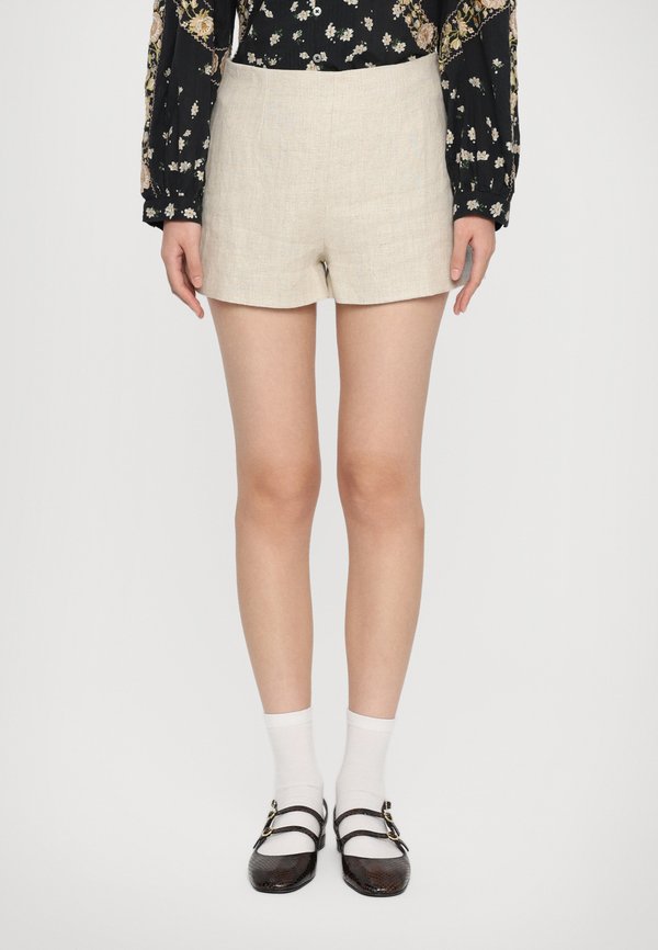 LILA  - Shorts - oatmeal - Main Image