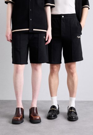 BERMUDA UNISEX - Shorts - black