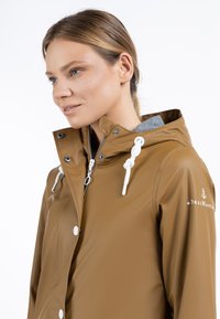 DreiMaster Parka - dunkelsand
