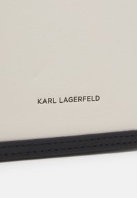 KARL LAGERFELD - Torebka