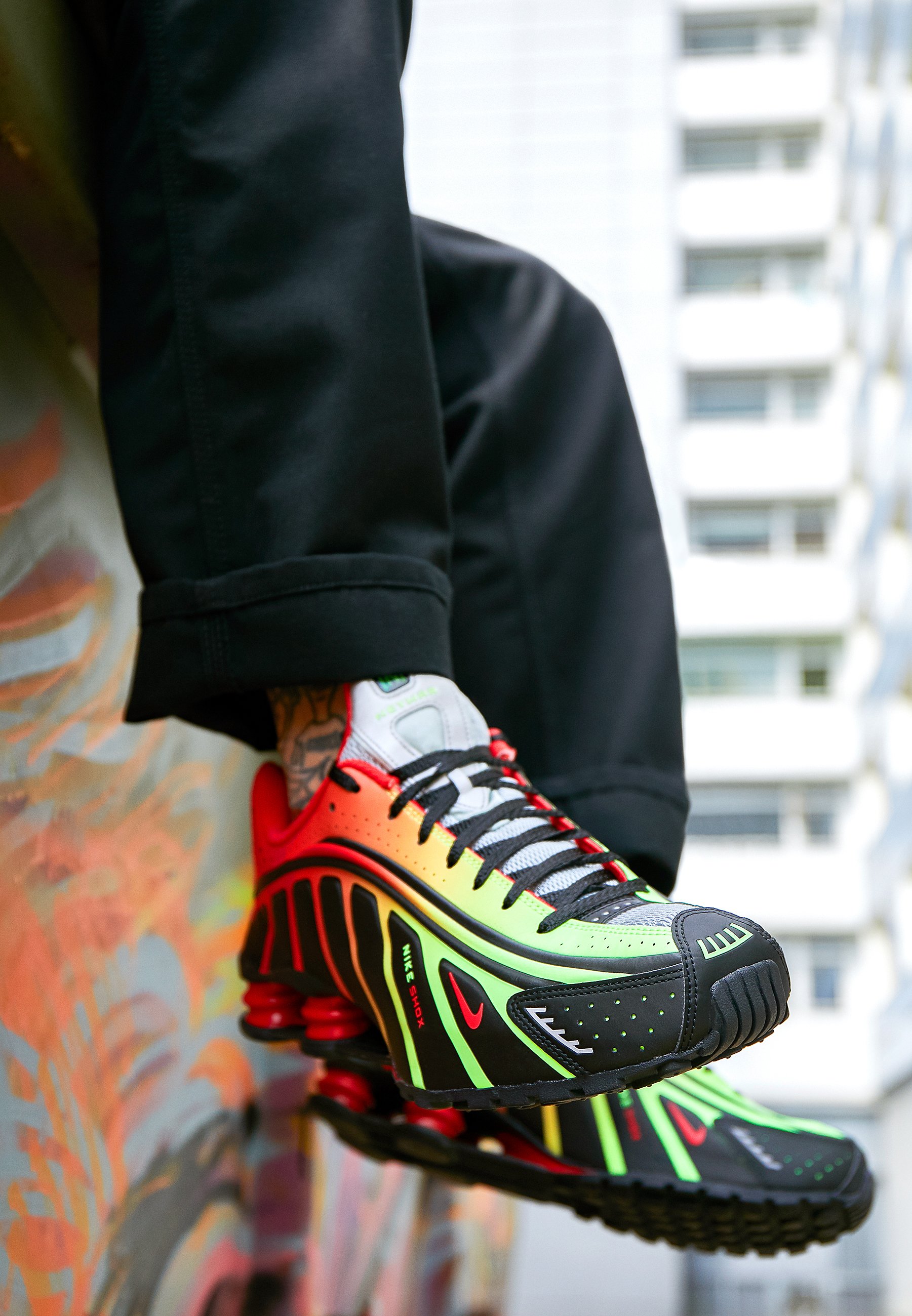Nike Sportswear SHOX R4 NEYMAR JR. - Zapatillas - black/challenge  red/metallic silver/negro - Zalando.es