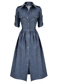 Blå chambray midi skjortklänning med korta ärmar, knäppning fram, bröstfickor med klaff och veckad midja.