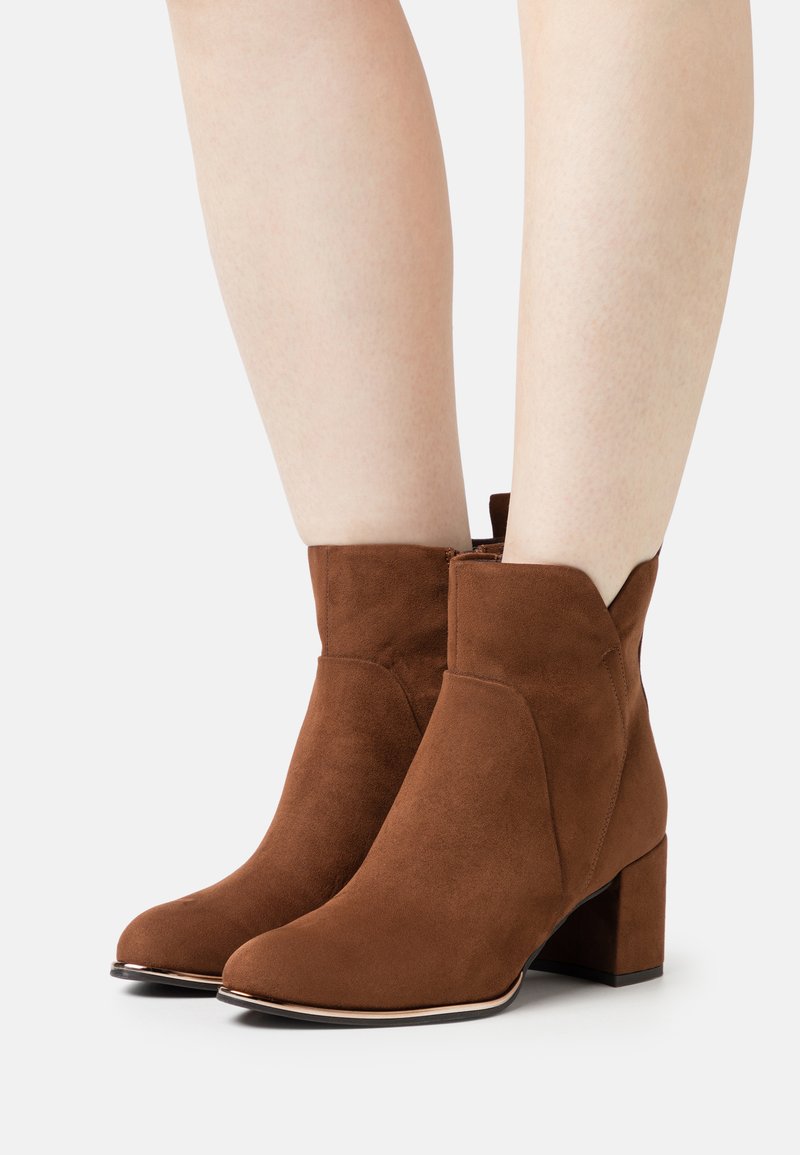 Marco Tozzi Bottines - cognac