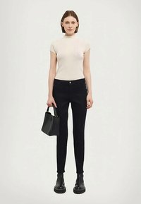 MAX&Co. TOUCHEYES - Uske traperice - black