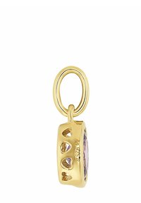 Gul pendant med en rund, lila sten. Texturerad ring med hjärtformade utskärningar. Fäst med en oval ögla.