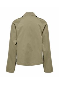 Veste kaki à manches longues avec col vue de dos, présentant un design simple et un ourlet droit.