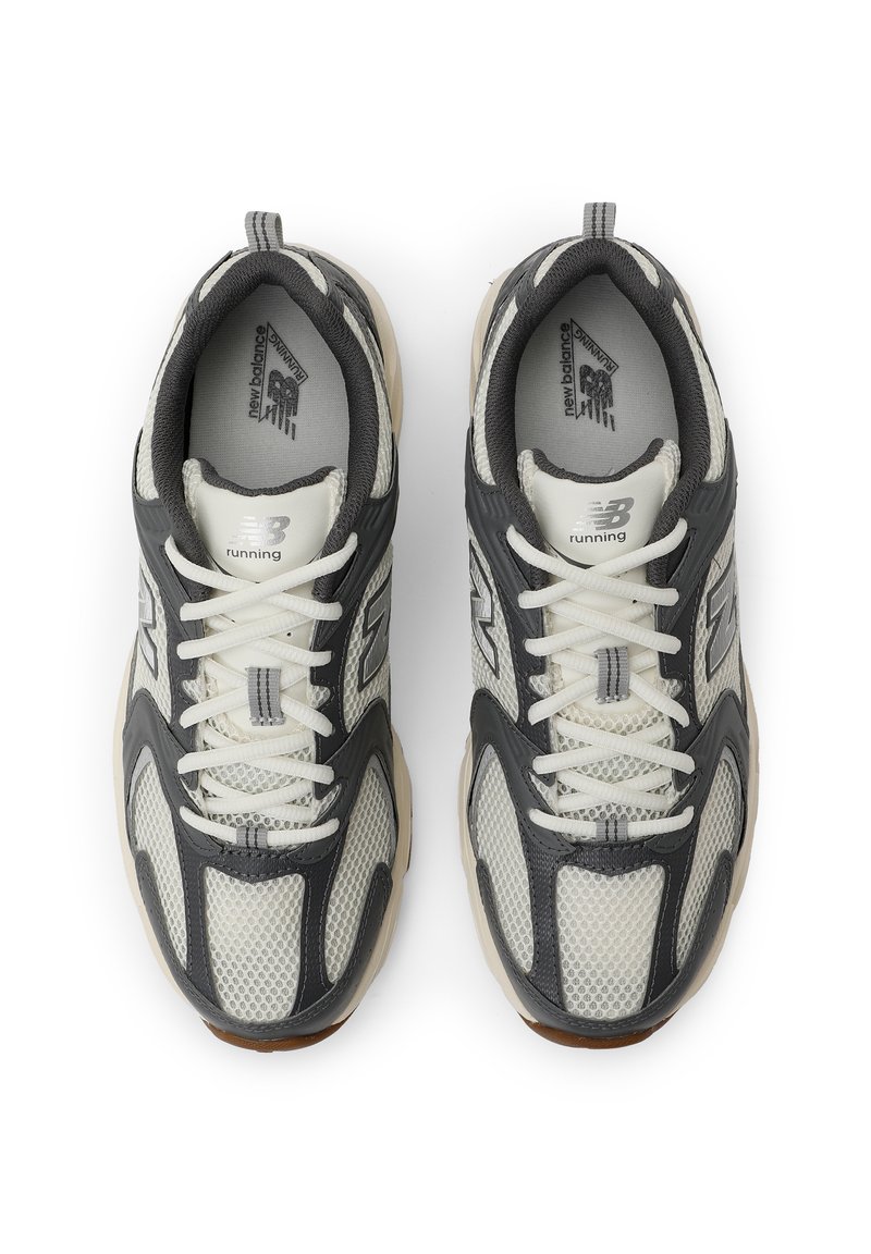 Running Shoes New Balance 1400 Grijs Athletic Sneaker New Balance