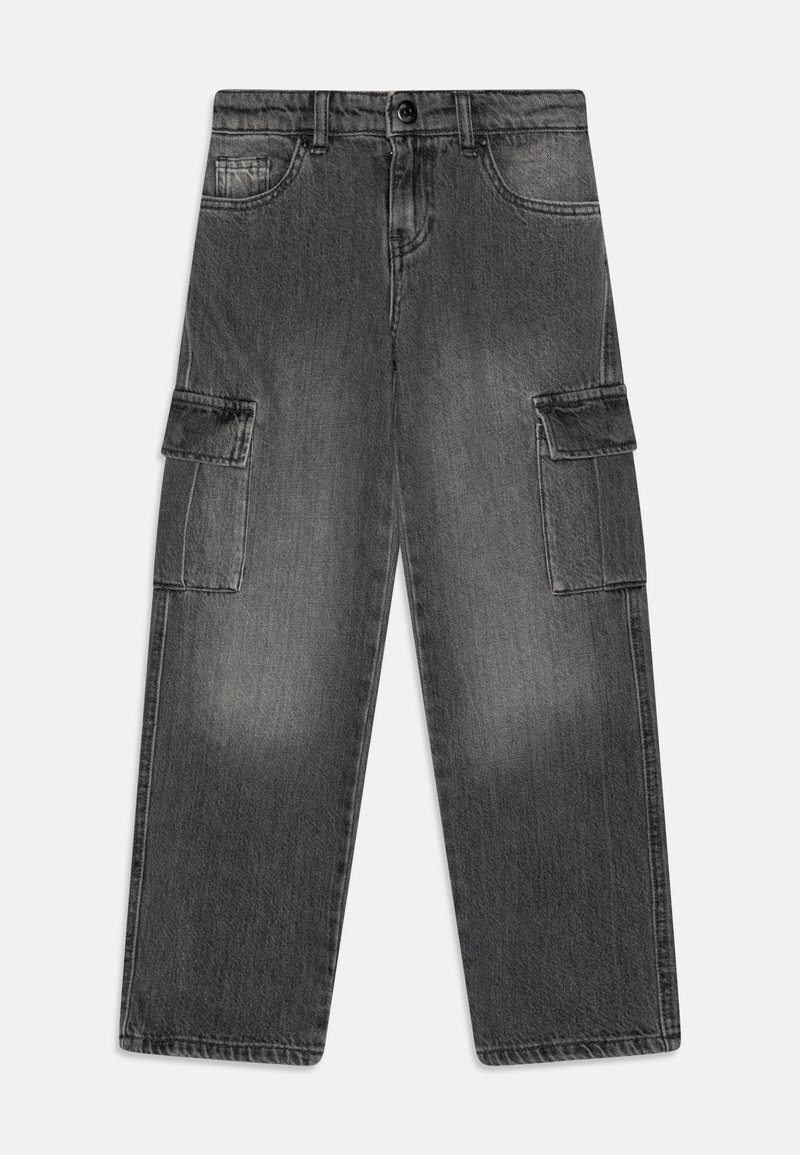 Pantalons cargo en denim noir délavé, dotés de deux poches latérales, d'une coupe droite et d'une fermeture à bouton à la taille.