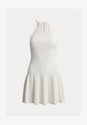 Λευκό πλεκτό φόρεμα με λαιμόκοψη halter, σχέδιο με πλέξη καλωδίου και φούστα με βολάν.