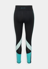 Černé sportovní legíny s tyrkysovými akcenty, vysokým pasem a zakřiveným vzorem po stranách, vyrobené z pružného materiálu.