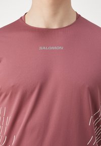 Salomon SENSE AERO TEE - Langarmshirt - nocturne/whisper white