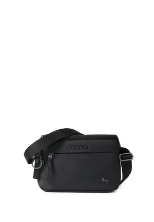 Sort rektangulær crossbody taske med justerbar skulderrem, frontlynlåslomme og Hedgren brandlogo foran.