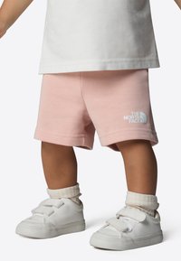 The North Face SUMMER SET - Shorts - white dune pink moss