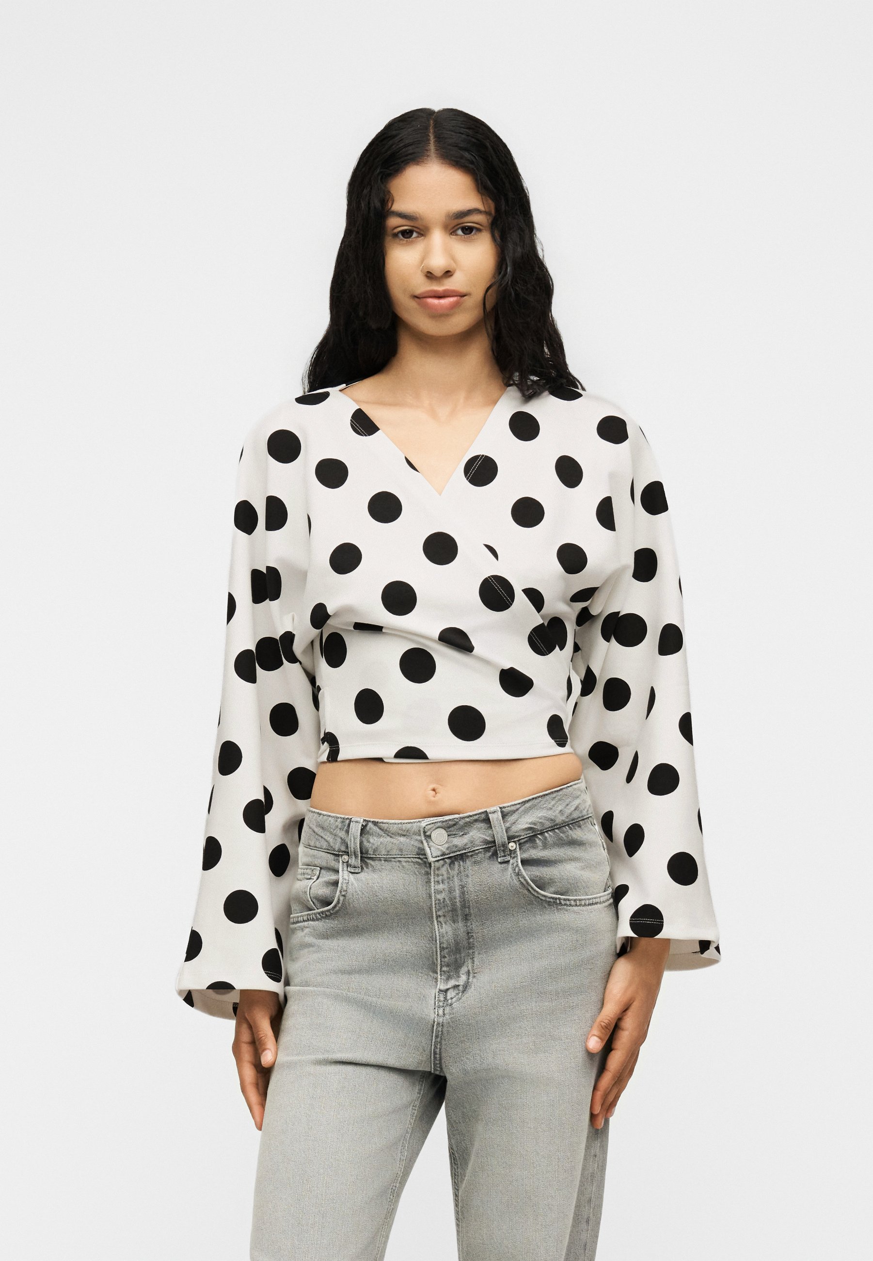 Gina Tricot DOT WRAP TIE Pitk hihainen Paita Black musta Zalando fi Gina Tricot DOT WRAP TIE Pitk hihainen Paita Black musta Zalando fi