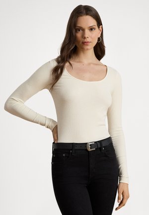 RIB KNIT LONG SLEEVE SCOOPNECK TEE - Camiseta de manga larga - mascarpone cream