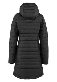 Chaqueta de plumas negra con capucha ajustada, diseño de acolchado vertical, mangas largas, dobladillo ligeramente más largo en la parte posterior y logo de la marca.