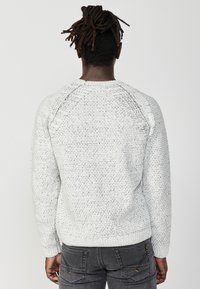 Koroshi Vesta - crudo off white