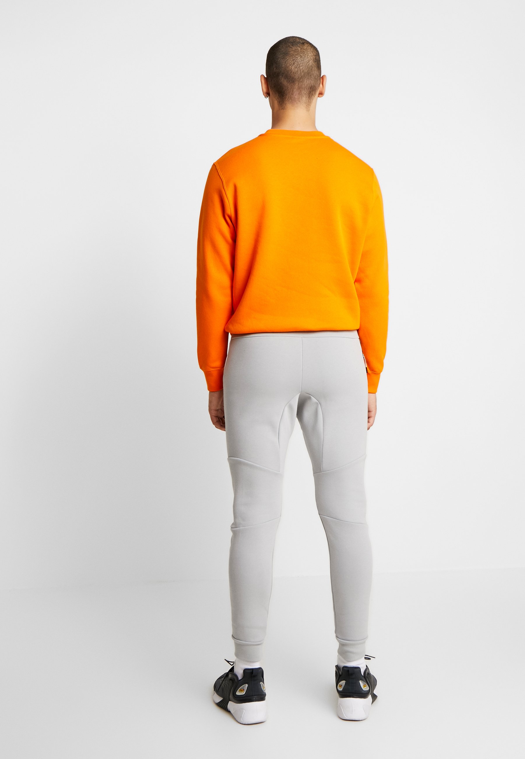 TECH Joggebukse smoke greypure platinum TECH Joggebukse smoke greypure platinum