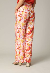 DEELUXE FLORA - Pantalon classique - Coral