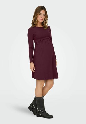 - Sukienka dzianinowa