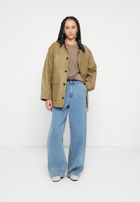 DAY Birger et Mikkelsen FRANCIE - Abrigo corto - elmwood