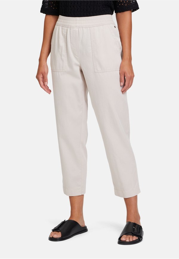 CASUAL MIT AUFGESETZTEN TASCHEN - Stoffhose - grau