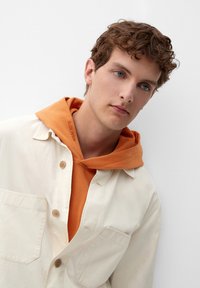 s.Oliver MIT BRUSTTASCHEN - Summer jacket - ecru
