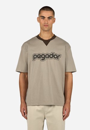 CUNEO - T-shirt z nadrukiem