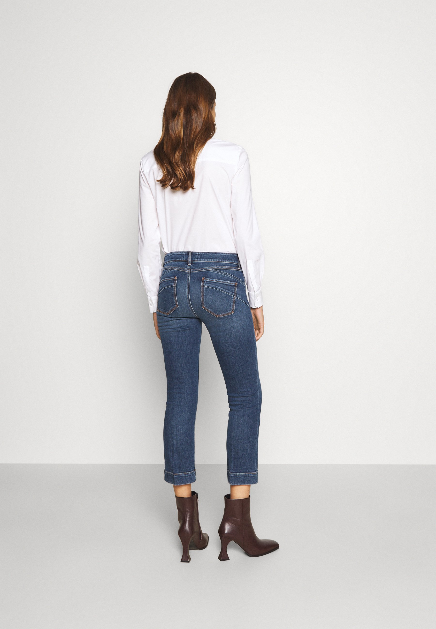 Sportmax FATTO - Slim fit jeans - blu notte/black - Zalando.ie