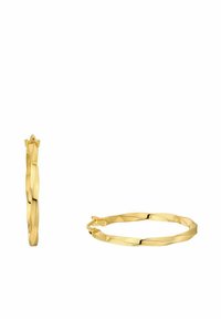 Guld vridna hoopörhängen med en polerad finish, en visad från sidan och den andra liggande platt med en låsning synlig.