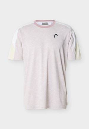 Vyriški trumpomis rankovėmis marškinėliai šviesiai rožinės spalvos su baltomis ir smėlio spalvos spalvų blokų rankovėmis ir mažu tamsiu logotipu kairėje krūtinės pusėje.