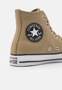 Converse Vysoké tenisky - beige