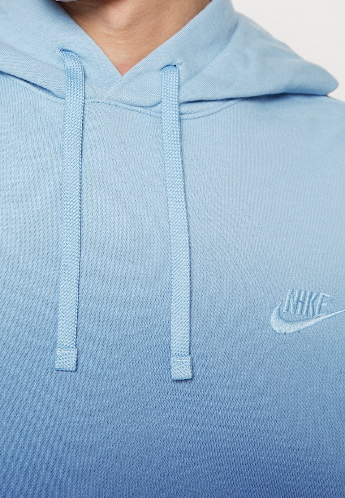 nike nsw gradient club hoodie