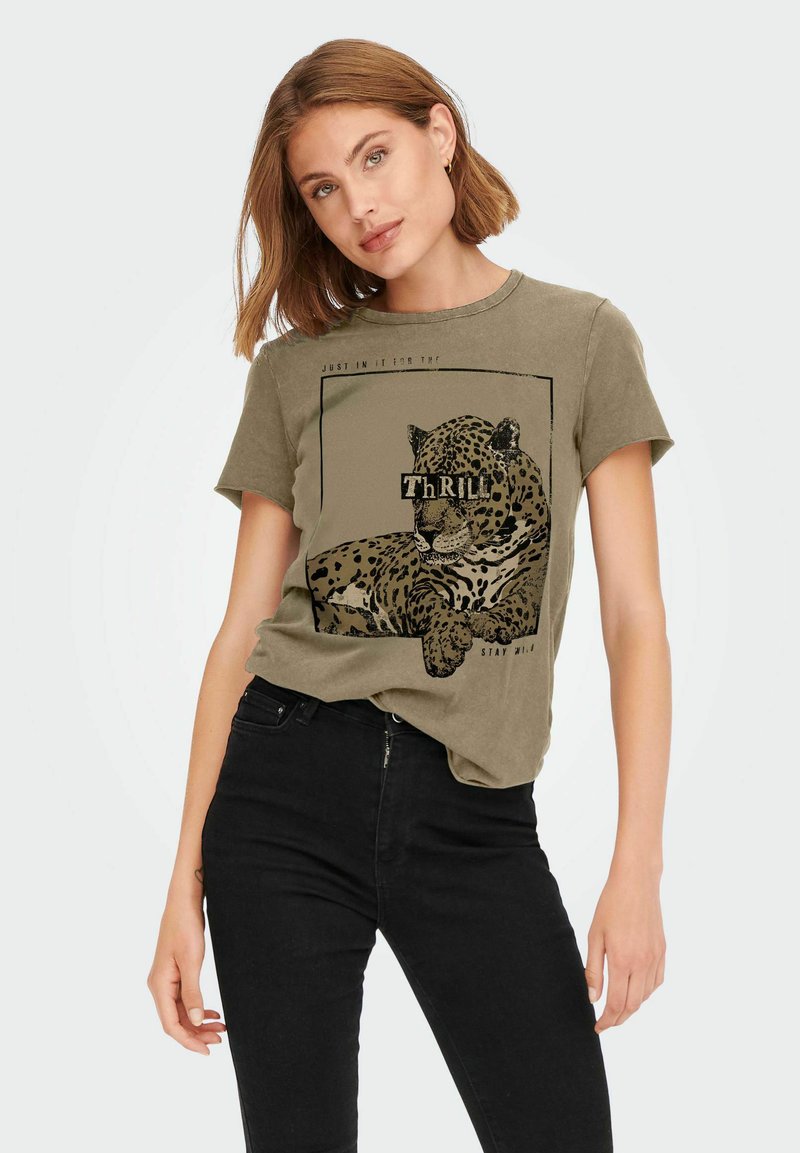 ONLY ONLLUCY LIFE REG S/S JRS NOOS - Camiseta estampada - walnut
