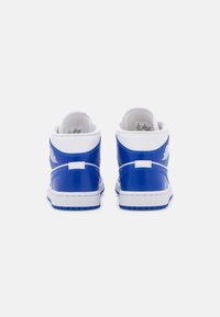 Jordan AIR JORDAN 1 MID - Sapatilhas de cano alto - white/hyper royal