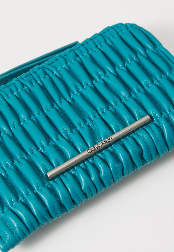 RUCHED MED ZIP - Wallet - teal slate3