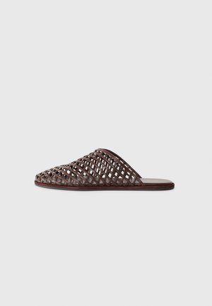 NEOUS ATIK - Slip-on sandaler - dark chocolate