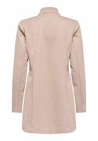 Manteau beige clair à manches longues avec col. Texture lisse, coupe ajustée et silhouette légèrement évasée. Pas de fermetures visibles.