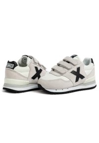 MUNICH DASH - Zapatillas - blanco