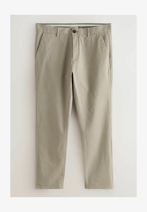 Khakifärgade byxor med rak benstil, framfickor och en enda knappstängning. Tillverkade av en mjuk och lätt bomullsblandning.