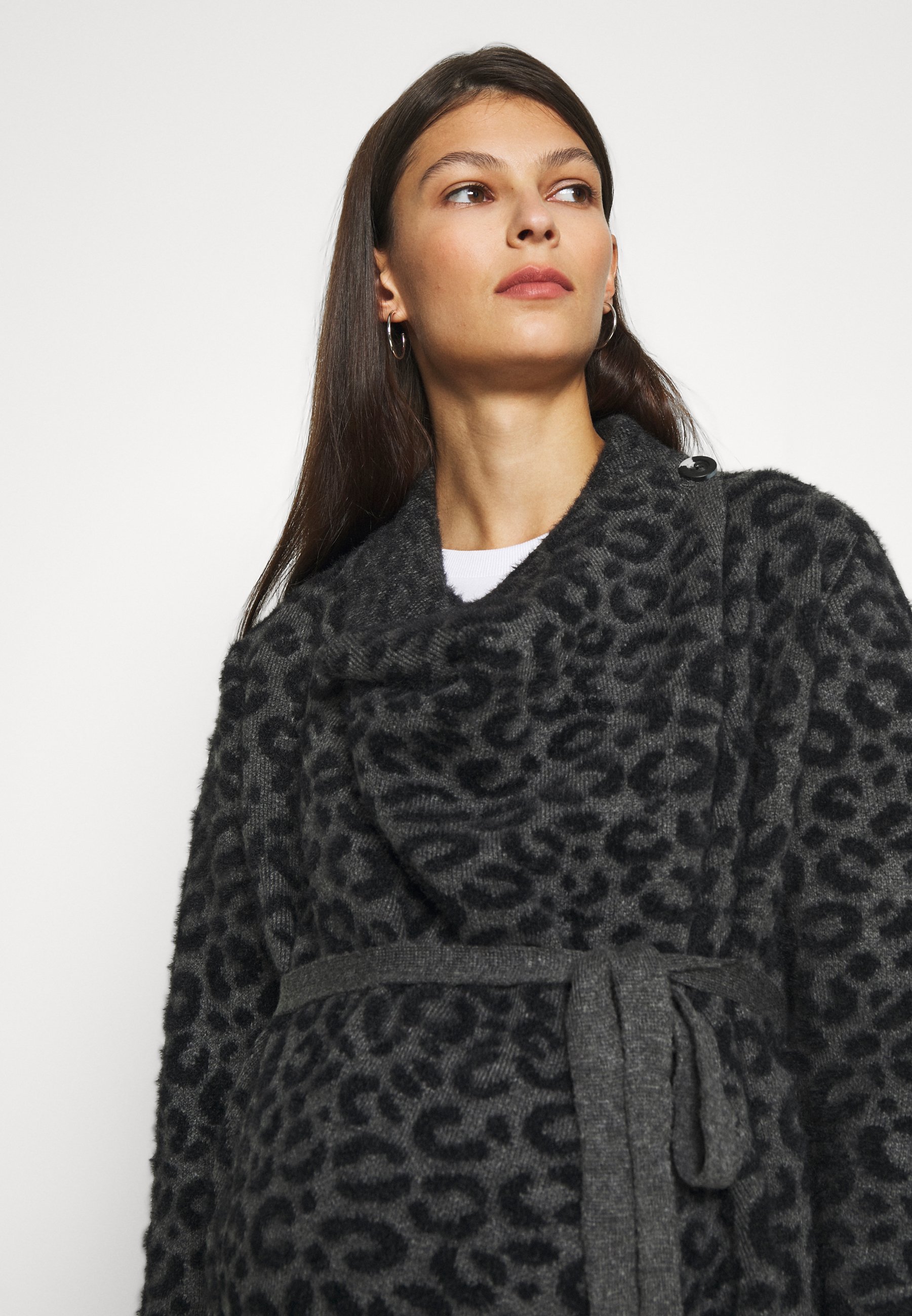 JoJo Maman Bébé LEOPARD PRINT MATERNITY 