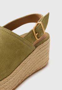 FitFlop Platåsandaler - green