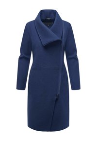 Manteau en laine bleu marine avec un large col châle, fermeture éclair asymétrique, manches longues, poches latérales et une finition douce et texturée.