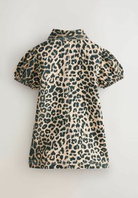 Šaty s leopardím vzorom a balónovými rukávmi, s golierom a štruktúrovaným strihom. Tkanina má hladkú textúru s kontrastnými vzormi.